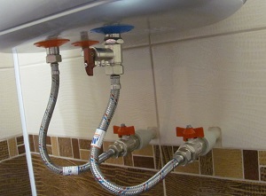 Подключение накопительного водонагревателя в Оби
