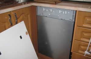 Установка фасада на посудомоечную машину в Оби